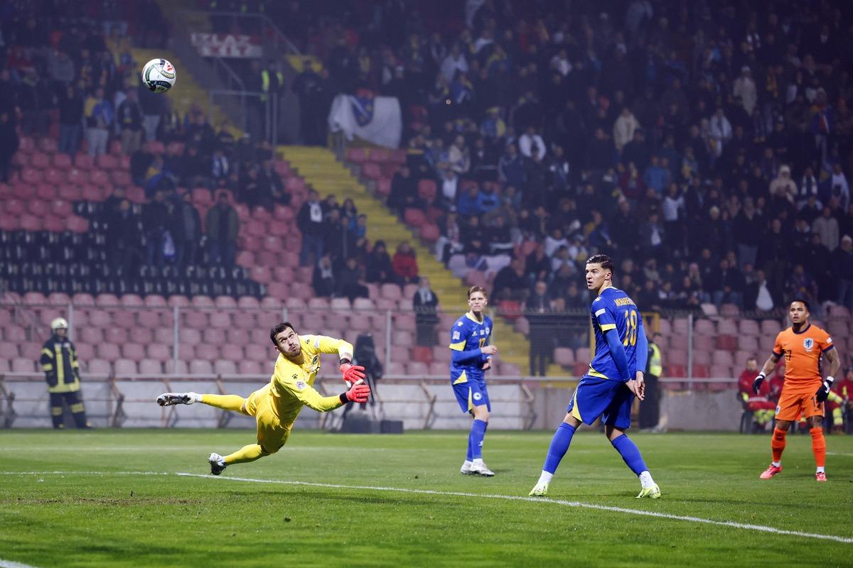 球权并快速 球权并快速